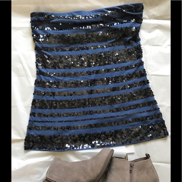 Express Tops - 💝 Blue Tube Top from Express💕
